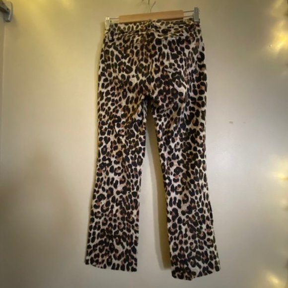 Paige High Rise Leopard Crop Flare - Picture 3 of 3